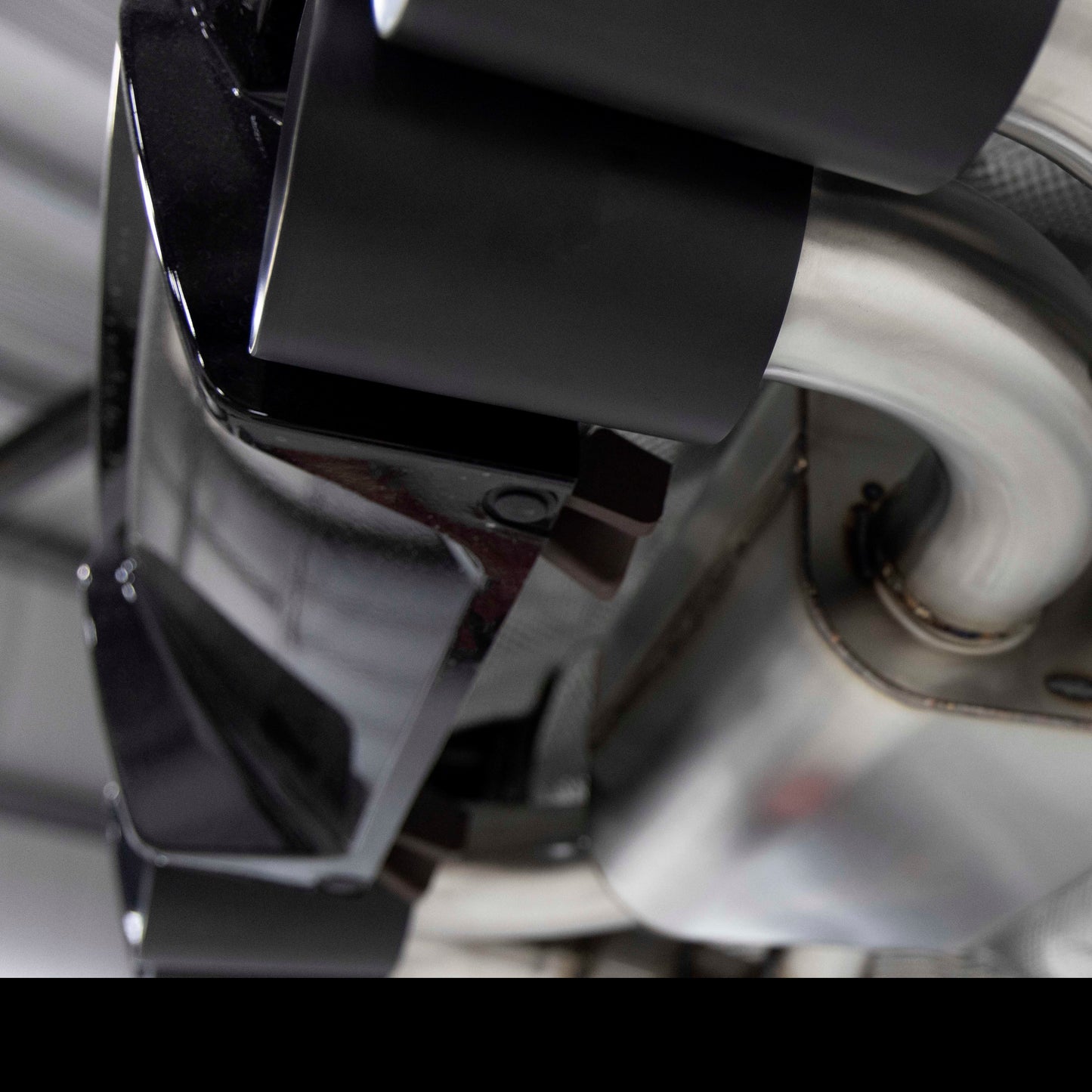 Dinan Valved Axle-Back Exhaust System | BMW G80 M3 / G82 M4