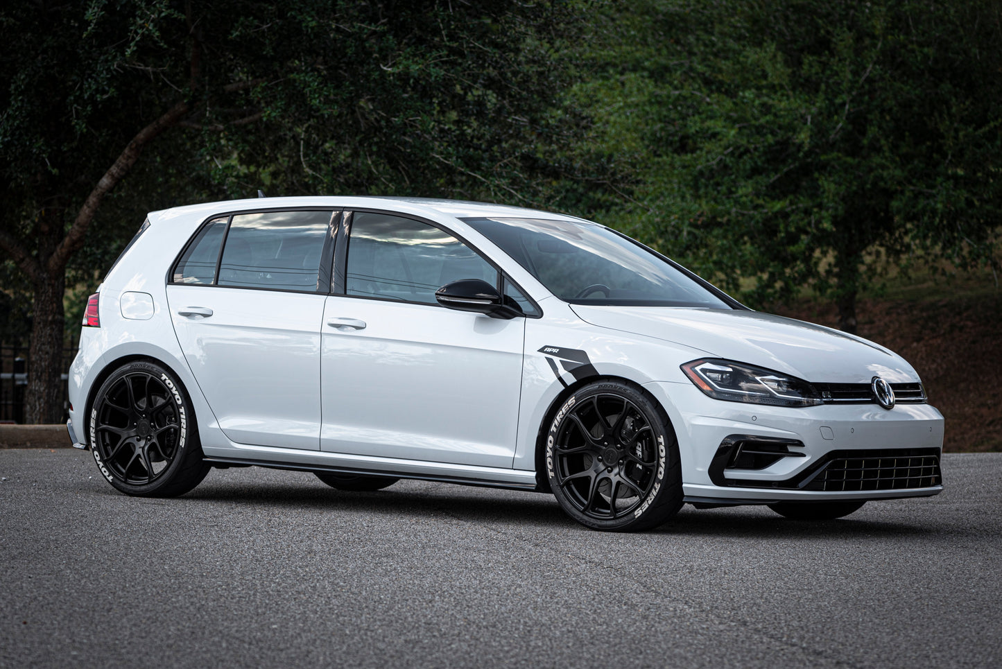 APR ROLL-CONTROL COILOVER SYSTEM - MQB AWD