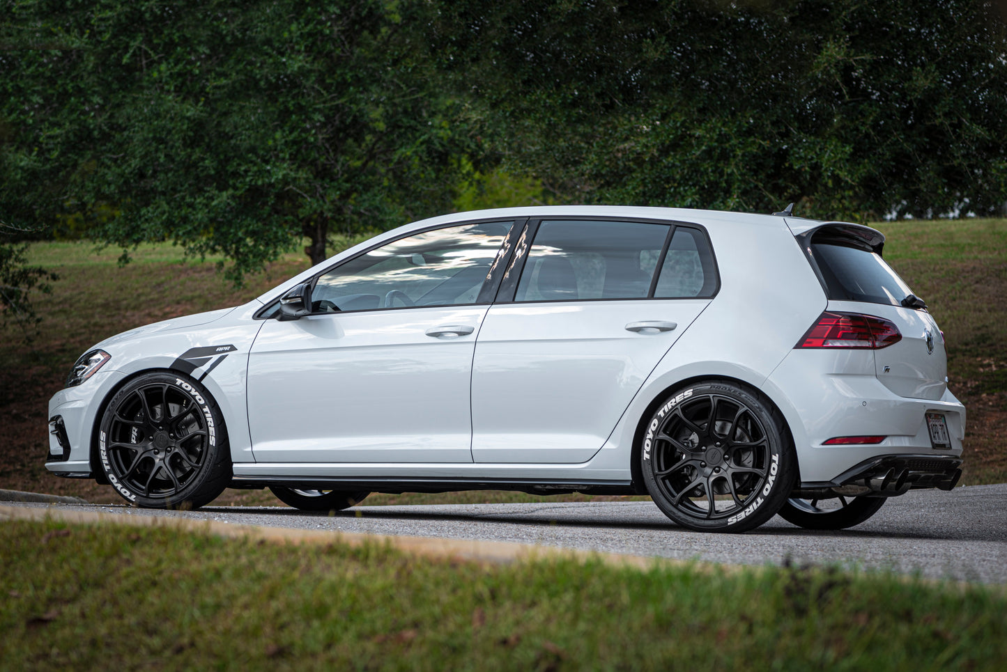 APR ROLL-CONTROL COILOVER SYSTEM - MQB AWD