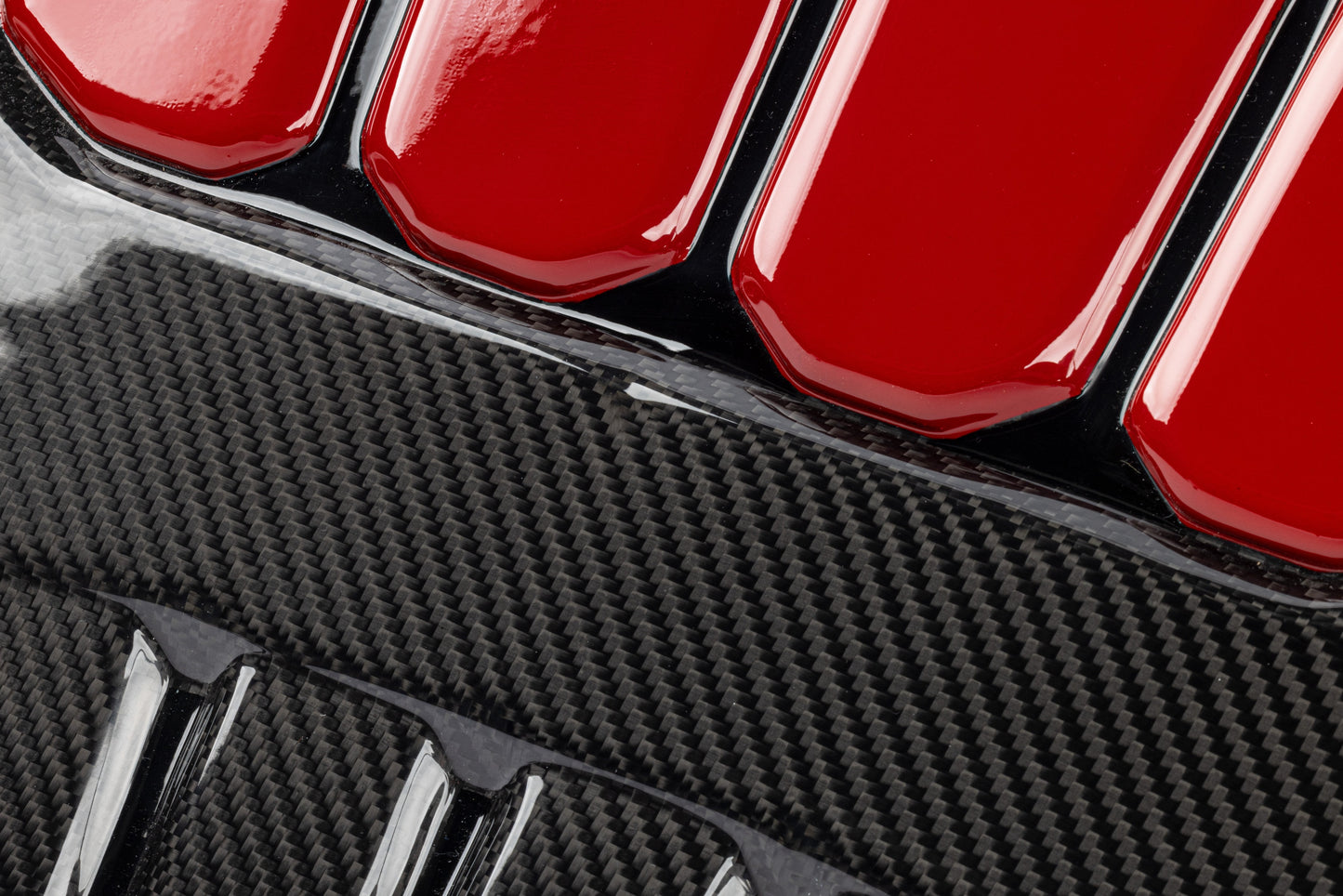 APR ENGINE COVER - 2.0T EA888.4 - CARBON FIBER