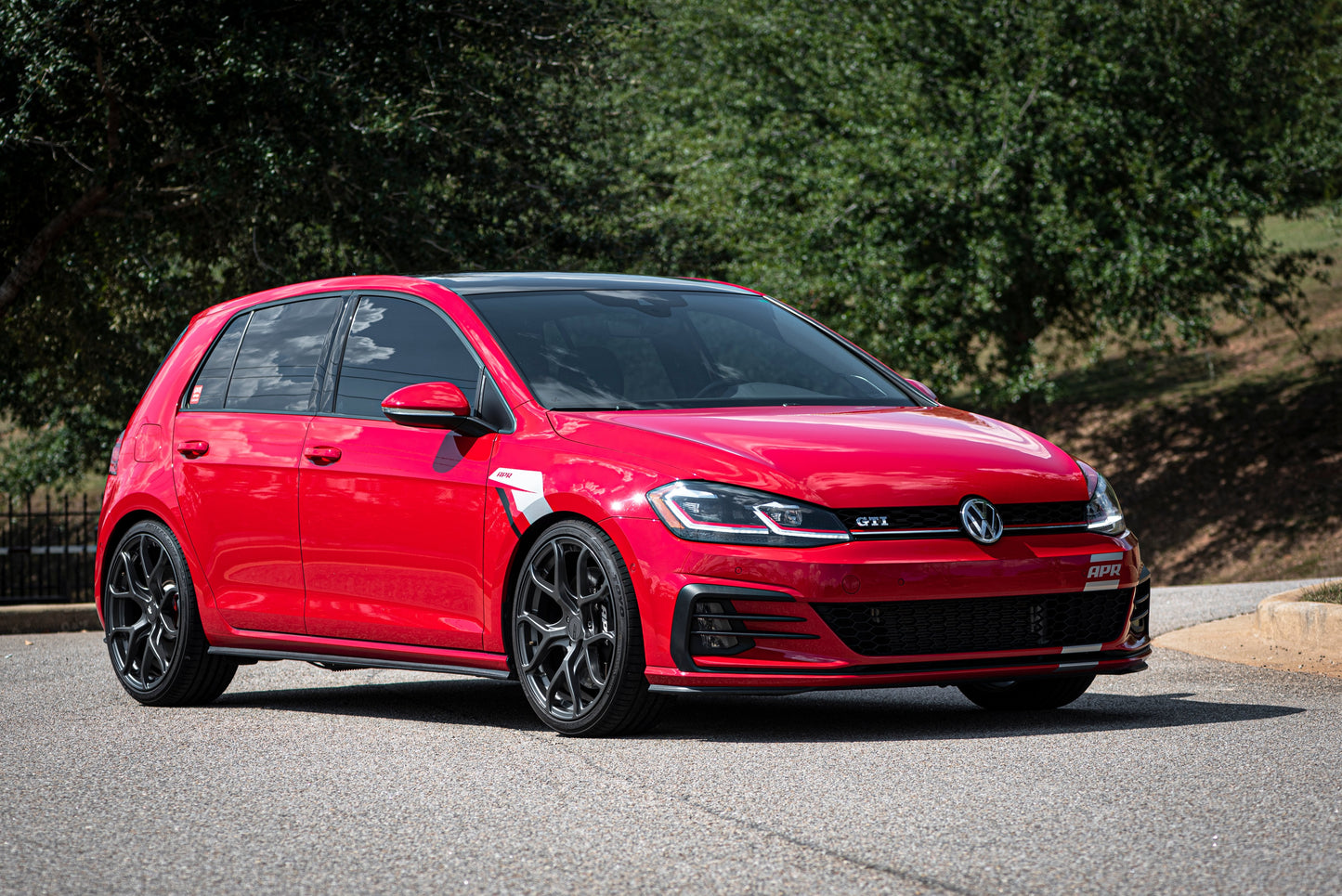 APR ROLL-CONTROL COILOVER SYSTEM - MQB FWD